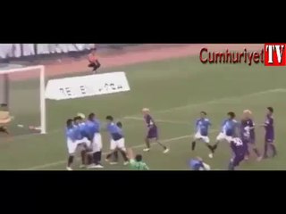 Beş Japon futbolcunun hazırladığı frikik golü