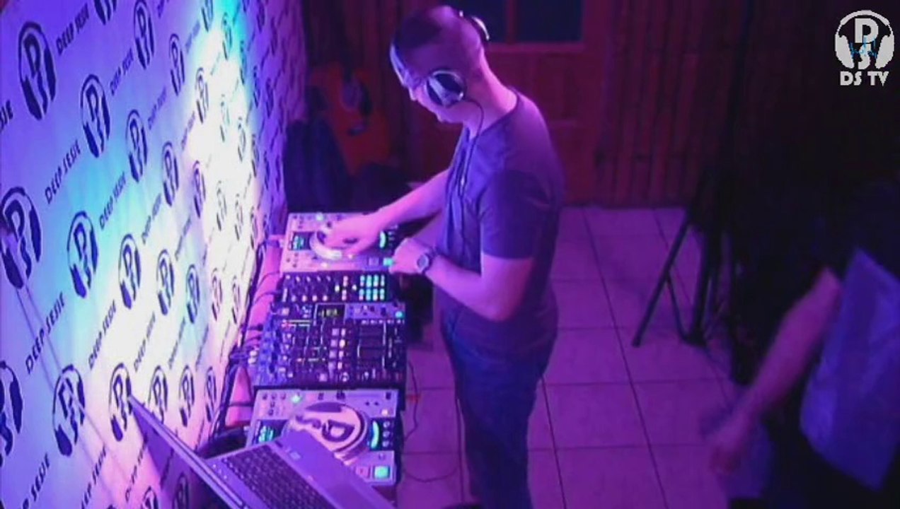 Deep Sesje 040 Mixing Valdi, Fun, Peter Hi, Focuset, TOM45