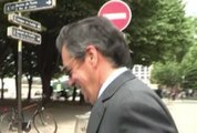 François Fillon manque de chuter - ZAPPING ACTU DU 07/05/2014