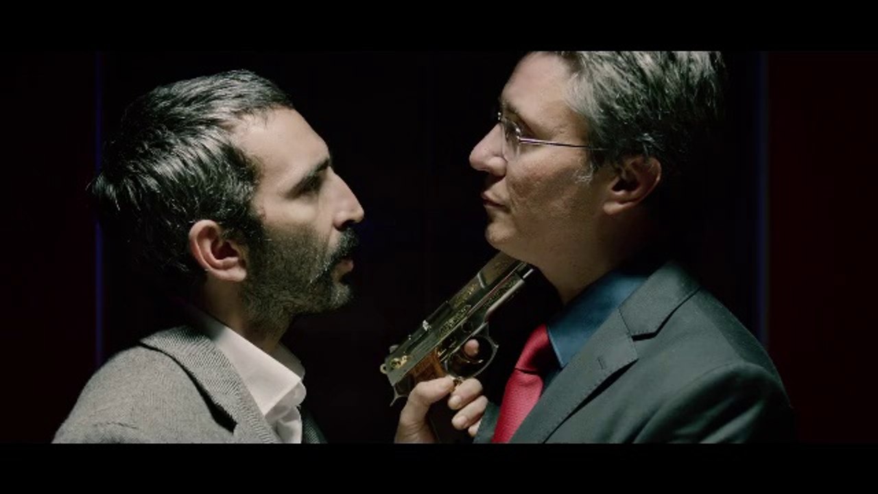 Karınca Kapanı - Fragman İzle