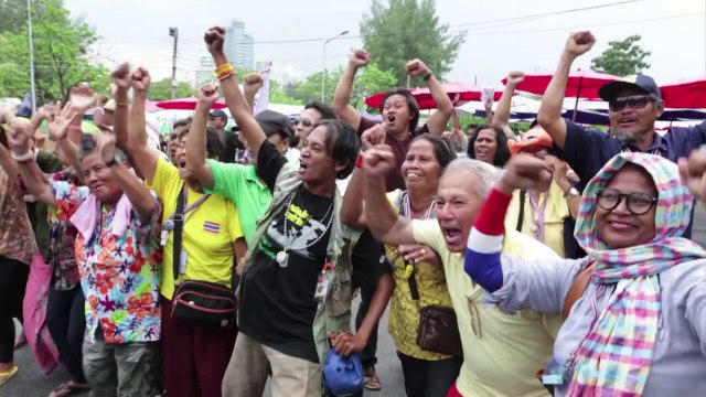 Court removes Thai PM Yingluck Shinawatra from office