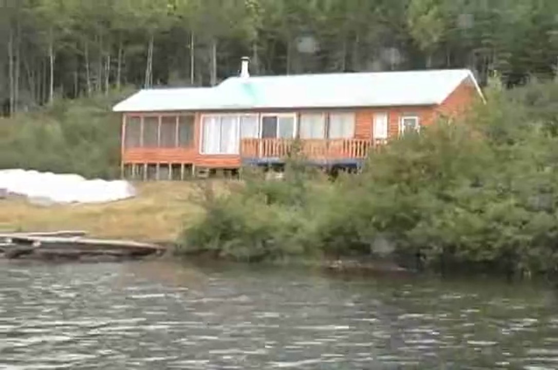 Chalet et Pourvoirie du Lac Loup Essipit