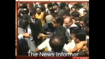 Imran Khan refuses to answer Geo reporter