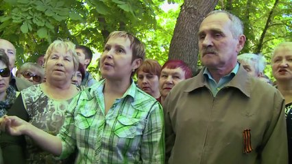 Ucrania: Putin propone aplazar referéndum