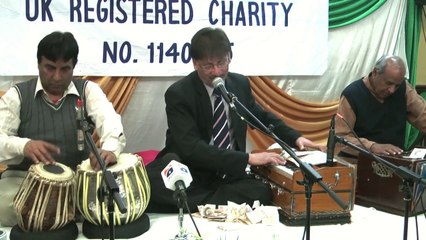 Zindagi Apni Guzar jayegi Aram k Sath singer Rajab Ali