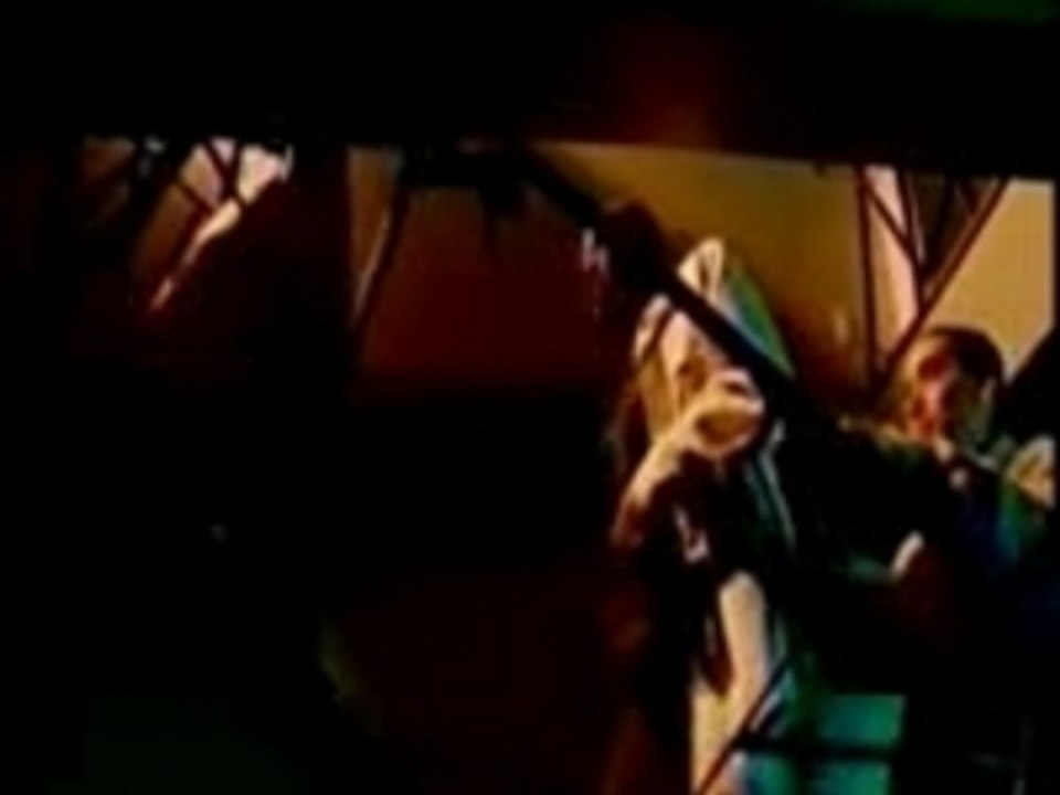 Black Moon -clip II - Turntables