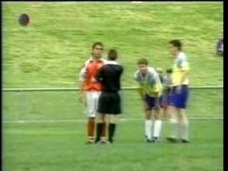 Football bagarre arbitre