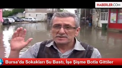 Bursa'da Sokakları Su Bastı, İşe Şişme Botla Gittiler