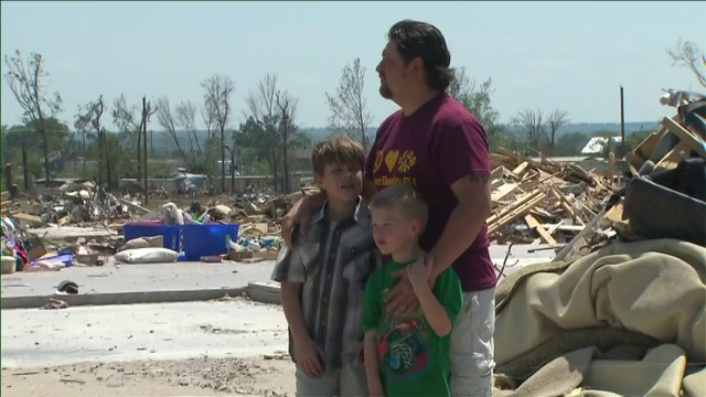 Obama visita área destruida por tornados