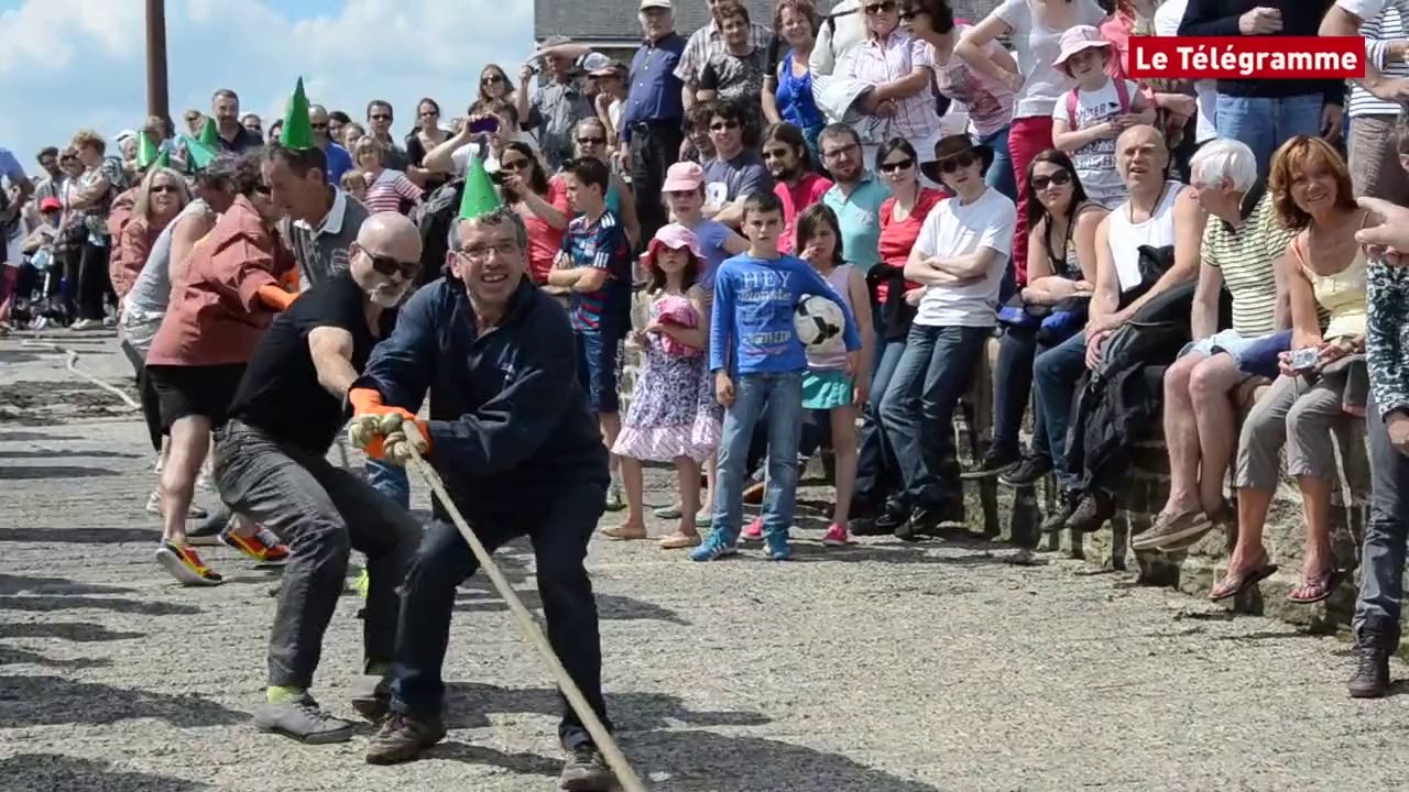 Fête des Deux cales. Saint-Armel remporte le tir à la corde