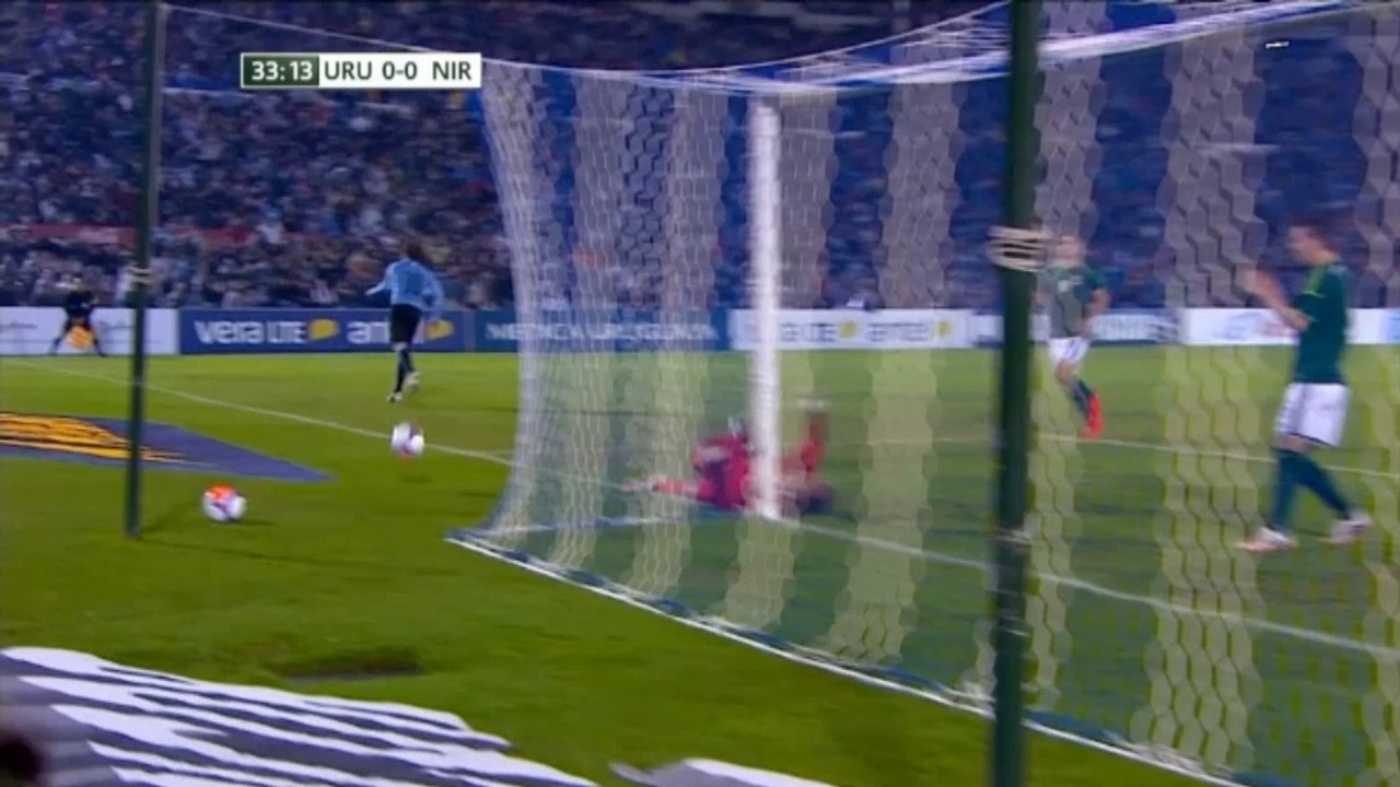 Ex-manutd-keeper knallt gegen pfosten