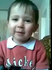 Small child read Surat Fatiha