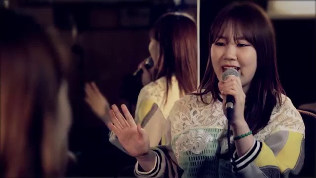 15& Silly Boy Live Video