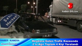 Erzincan da Meydana Gelen Kazada 2 si Ağır Toplam 4 Kişi Yaralandı