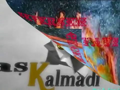 ZEKİ ERDEM BENİ SEVMEK YÜREK İSTER BOMBA ŞARKI BOMBA KLİP -WwW.SesliAsil.CoM