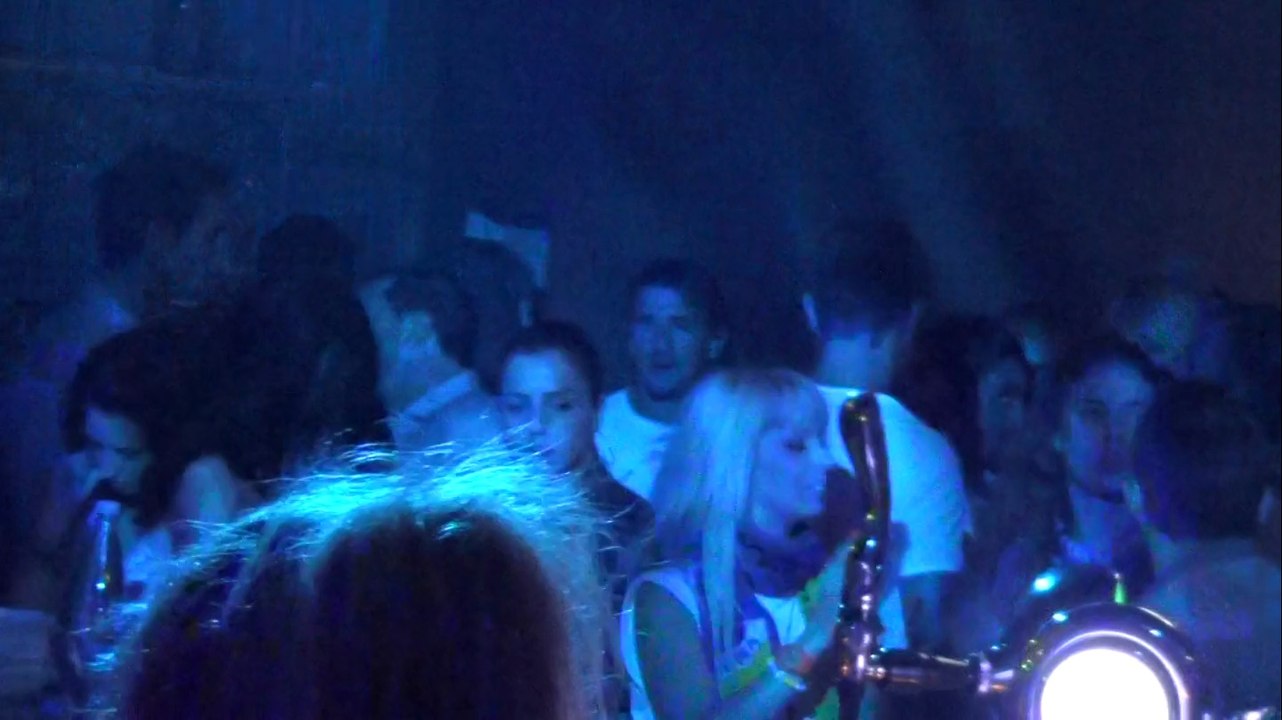 To γλέντι στο Q Lounge (3)