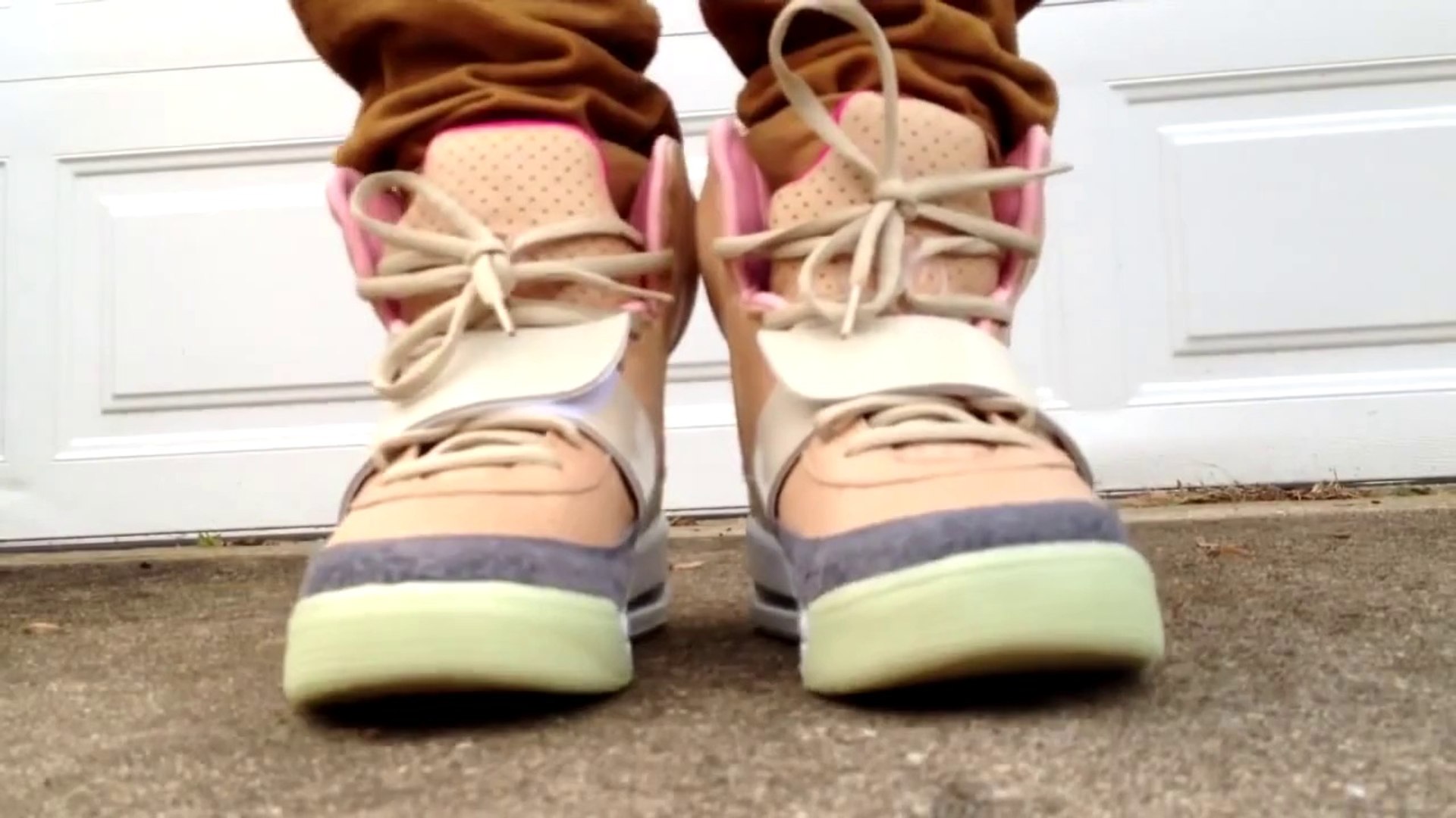 2014 cheap nike air yeezy 1 net tans review and on feet hd─影片Dailymotion