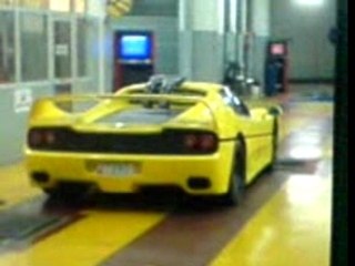 ferrari f50 mais quelle version???