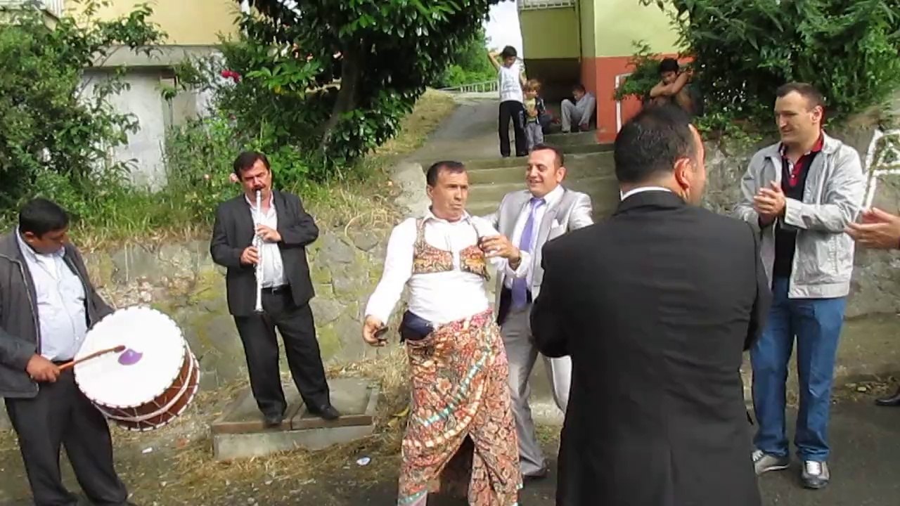 CEM SÜRMENELİ DÜĞÜN GÜVEY BAŞI