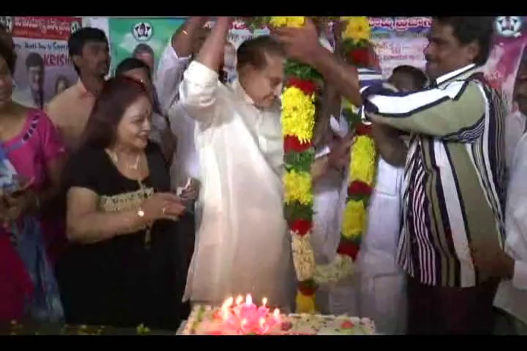 సూపర్ స్టార్ క్రిషన్ పుట్టిన రోజు వేడుకలు  | Super Star krishna birthday celebrations