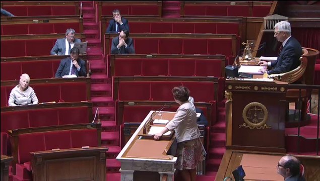 Débarquement de Normandie : La députée Isabelle Attard rend hommage aux combattants