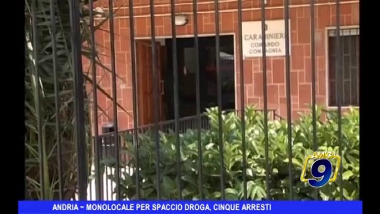 Andria | Monolocale per spaccio droga, cinque arresti