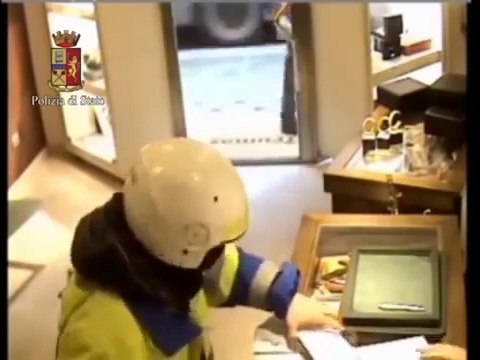 Palermo - Rapina ad una gioielleria di Torino, in manette un palermitano (31.05.14)