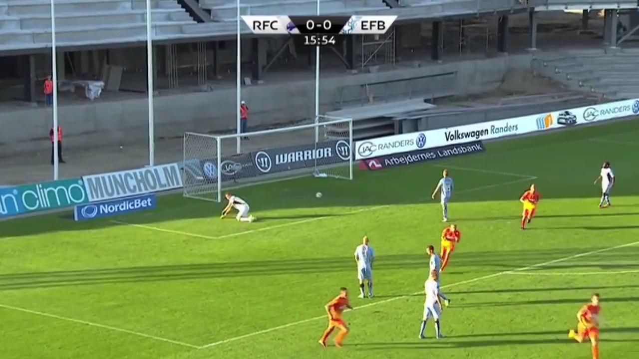 Jonas Knudsen scores long range stunner