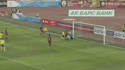 Mad goal mouth scramble | Russian Premier League