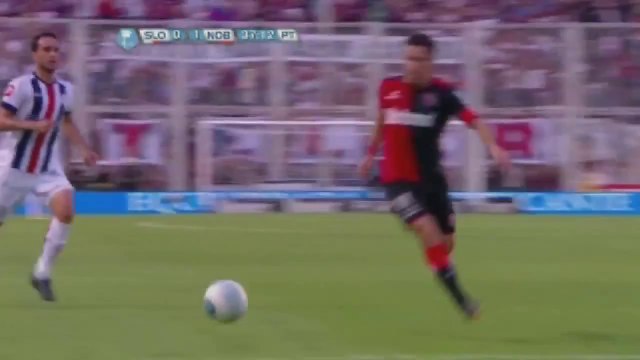 Maxi Rodriguez scores winner for Newell's Old Boys
