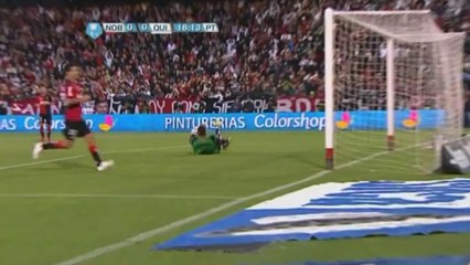 Goalkeeper saves with his FACE! | Argentinian Premier League | 11-11-2012