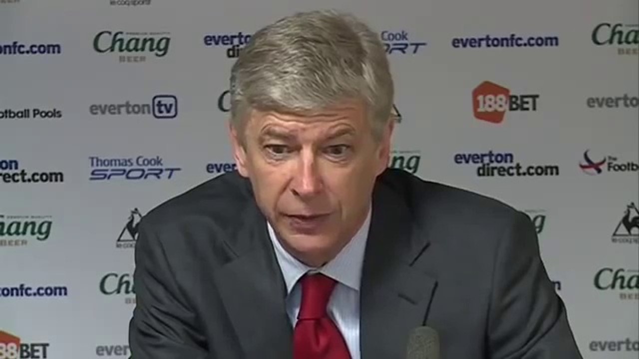 Everton 0-1 Arsenal - Vermaelen header goal win...