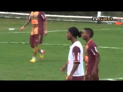 Extracomunitari: fatta la legge, trovato l'inganno