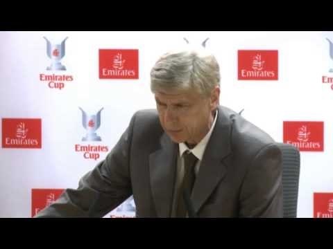 Arsenal, Wenger: 'Suarez? Stiamo facendo il possibile'