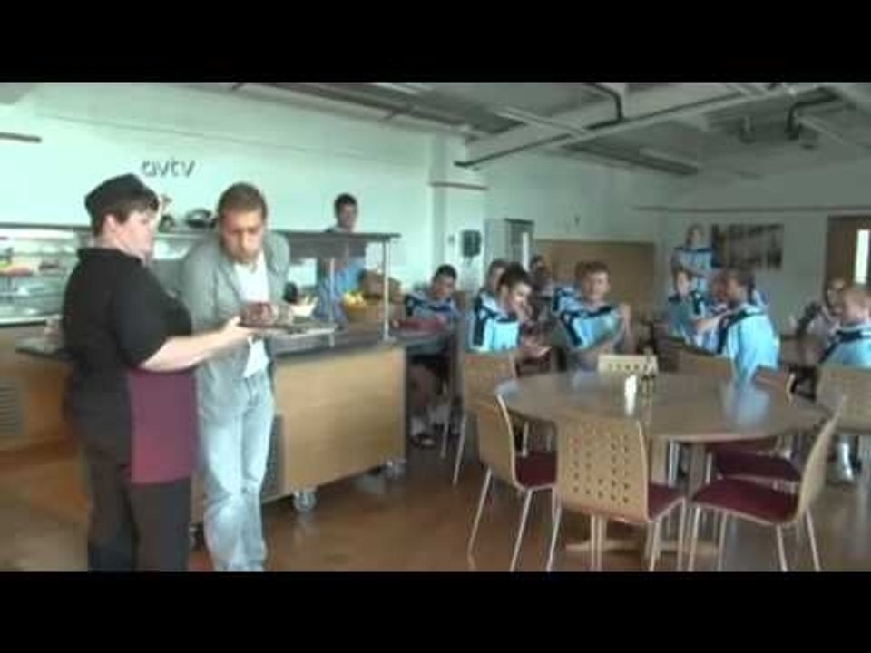 L'ex Villa Petrov: 'Aiutare la ricerca contro la leucemia'