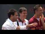 Roma, Totti: 'Questa è l'ultima maglia che indosserò'