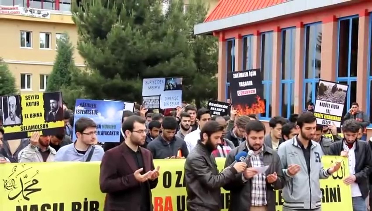 Sakarya Üniversitesi Müslüman Gençler Basın Açıklaması (Kapanış Duası) (7 Mayıs 2014)