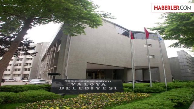 Yalova Belediye Tabesabında 'T.c.' Yerine 'Türkiye Cumhuriyeti' Yazıldı