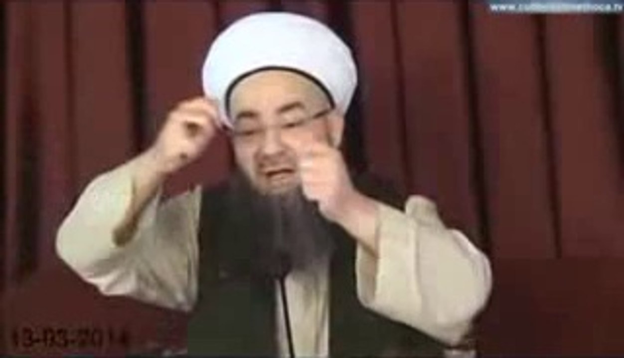 Cübbeli Ahmet Hoca: Manyak mısın nesin!