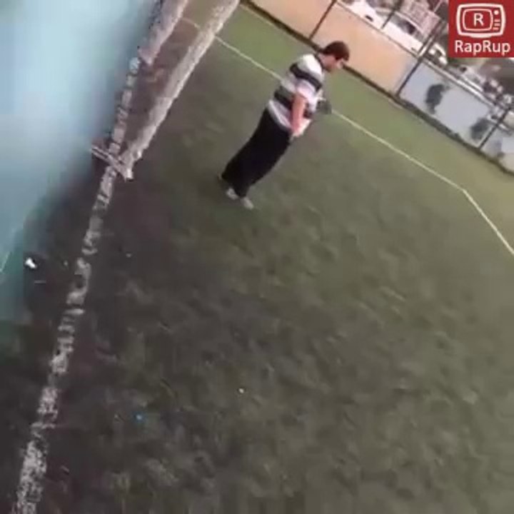 Halı Sahalarının Efsane Kalecisi