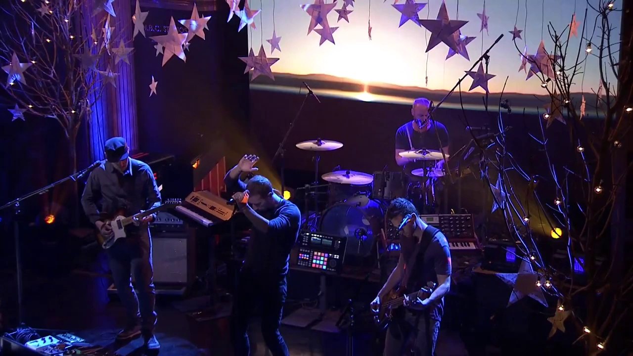 Coldplay- Always In My Head (Live @ The Tonight Show)