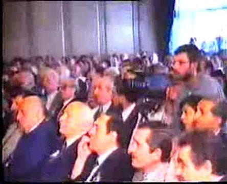 9 Prof Dr NECMETTİN ERBAKAN RP DEMOKRASİ PANELİ clip2