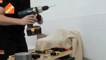 Banyo Aynası Duvara Nasıl Sabitlenir?