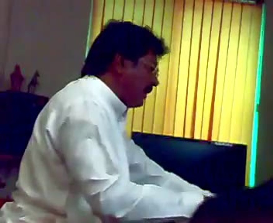 Attaullah Khan Esakhalvi Song Nasha He Nasha Hay In Home  (03446930005)