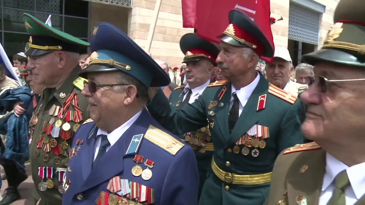 Israeli-Russian WW2 vets mark win over Nazi Ger...