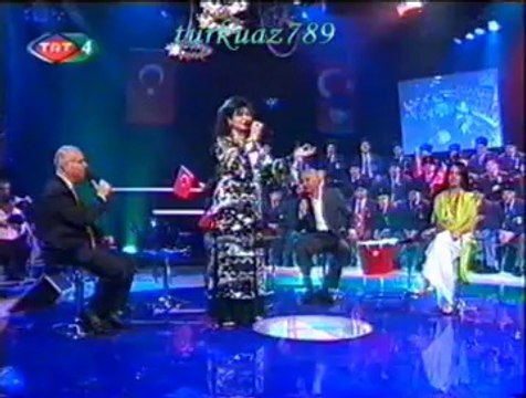 Nursaç DOĞANIŞIK-Aşağıdan Gelir Omuz Omuza