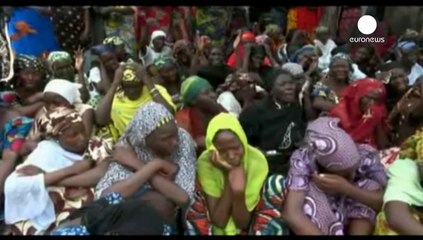 Kızları kaçırılan Nijeryalı anneler yardım istedi