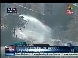 Reprimen en Chile marcha de estudiantes