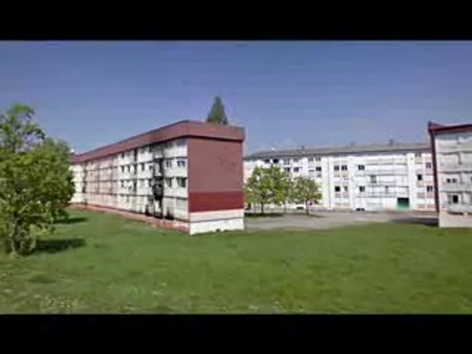 Sedan (08) : visite de la cité "Torcy"