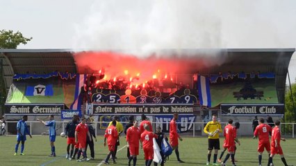 Crazy soccer fans during non-professional game! Amazing PSG tifo!